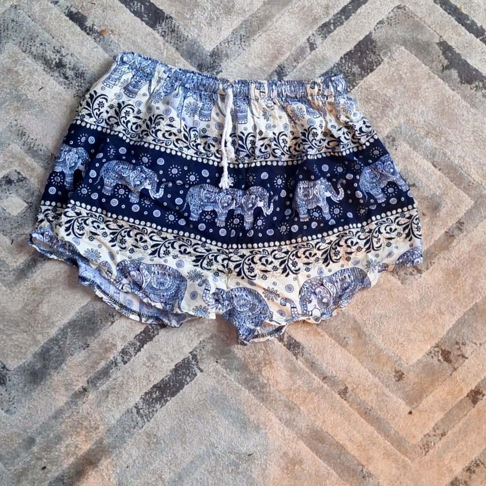 Bohemian shorts